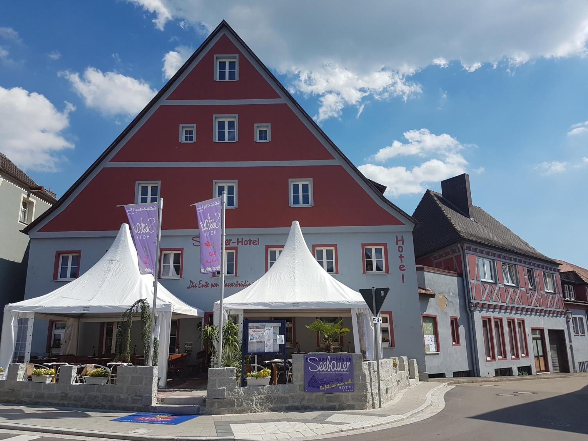 Seebauer-Hotel Die Ente Von Wassertruedingen Экстерьер фото